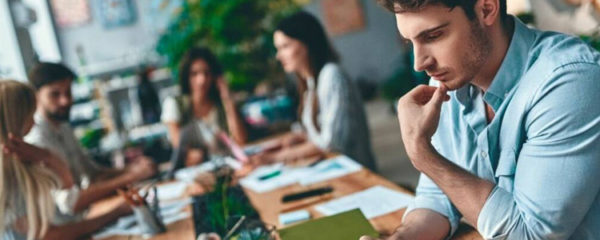 rencontres entre les employeurs et les jeunes diplômés